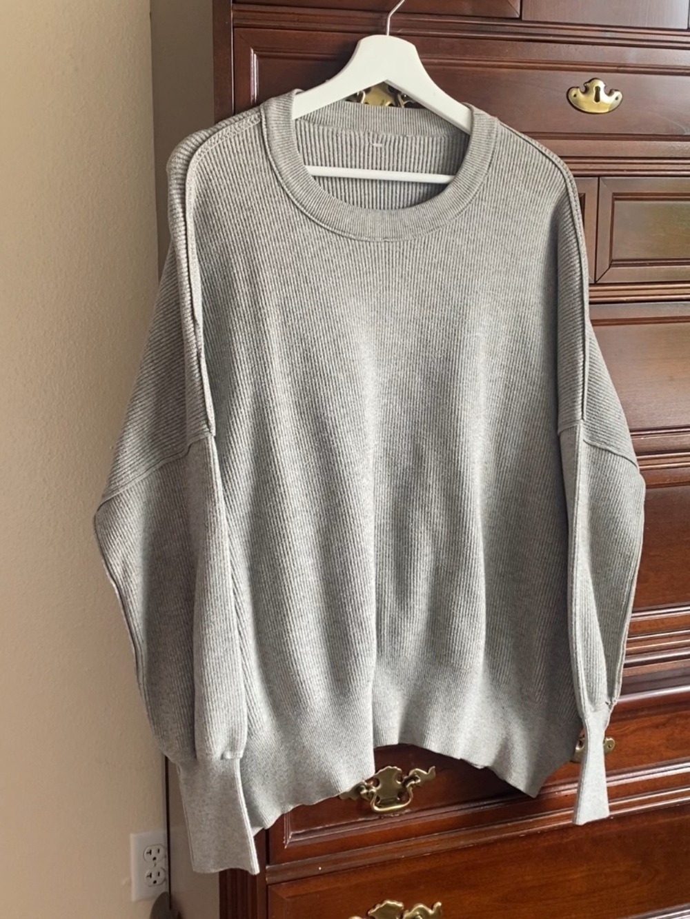 gray sweatshirt, size XL